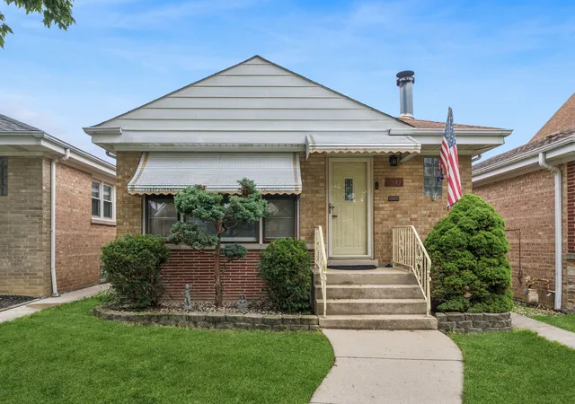 Photo 1 of Single family home for sale at 7535 N Octavia Ave, Chicago, IL 60631 | MLS# 12682776 | Listing updated on 2026-08-23