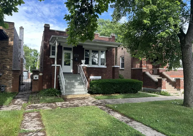 2nd image of 2639 Cuyler Ave, Berwyn, IL 60402 | MLS# 12682791