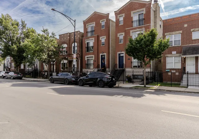 1st image of 2665 W Warren Blvd #3, Chicago, IL 60612 | MLS# 12682811