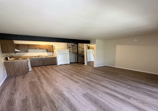 Photo 3 of Condo for sale at 64 Aspen Colony #8, Fox Lake, IL 60020 | MLS# 12682833 | Listing updated on 2026-10-03
