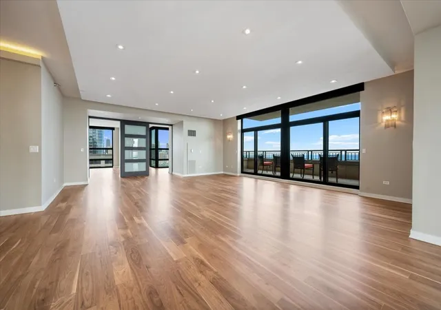 Photo 4 of Condo for sale at 1160 S Michigan Ave #4101, Chicago, IL 60605 | MLS# 12682842 | Listing updated on 2026-10-06