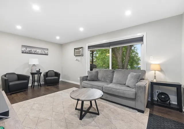 Homes for sale in Chicago, IL | 3943 W 104Th St #3B, Chicago, IL 60655 | MLS# 12682858