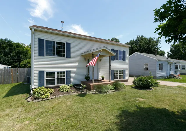 Homes for sale in Colona, IL | 614 6th St, Colona, IL 61241 | MLS# 12682872