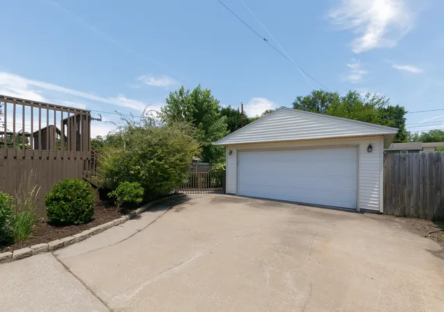 Homes for sale in Colona, IL | 614 6th St, Colona, IL 61241 | MLS# 12682872