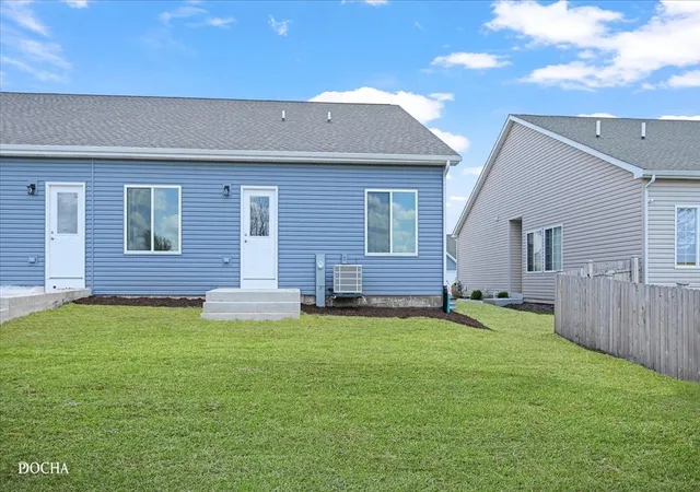 Homes for sale in Yorkville, IL | 3993 Shoeger Dr, Yorkville, IL 60560 | MLS# 12682899