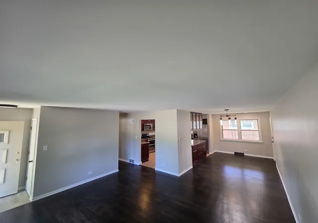 Homes for sale in Crystal Lake, IL | 668 Lee Dr, Crystal Lake, IL 60014 | MLS# 12682907