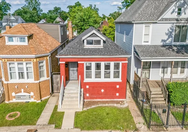 Homes for sale in Chicago, IL | 8453 S Aberdeen St, Chicago, IL 60620 | MLS# 12682956