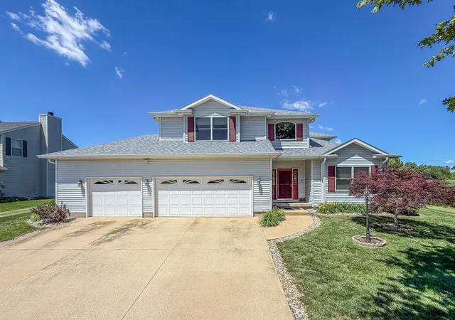 2nd image of 2903 Wynstone Dr, Champaign, IL 61822 | MLS# 12683060