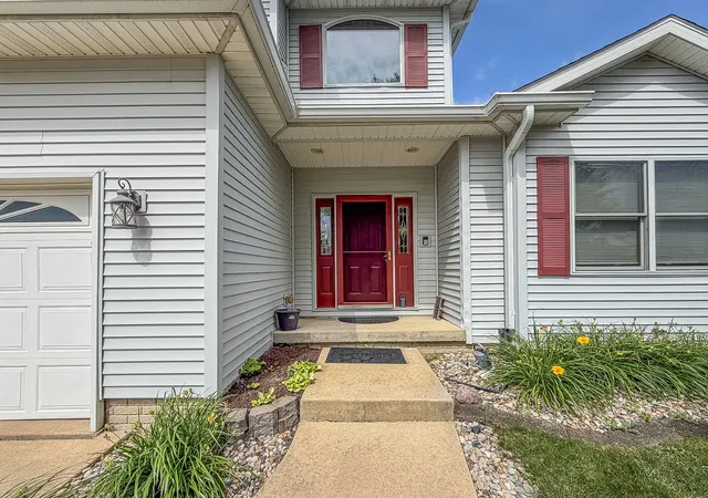 3rd image of 2903 Wynstone Dr, Champaign, IL 61822 | MLS# 12683060