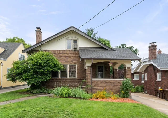 Homes for sale in Rockford, IL | 816 Paris Ave, Rockford, IL 61107 | MLS# 12683147