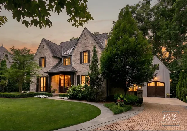 2nd image of 465 White Oak Dr, Naperville, IL 60540 | MLS# 12683161