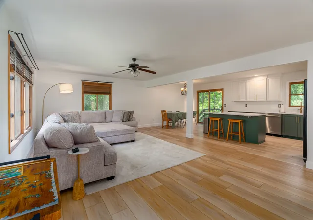 Photo 3 of Single family home for sale at 19 N Pump Sta Rd, Makanda, IL 62958 | MLS# 12683240 | Listing updated on 2026-09-09