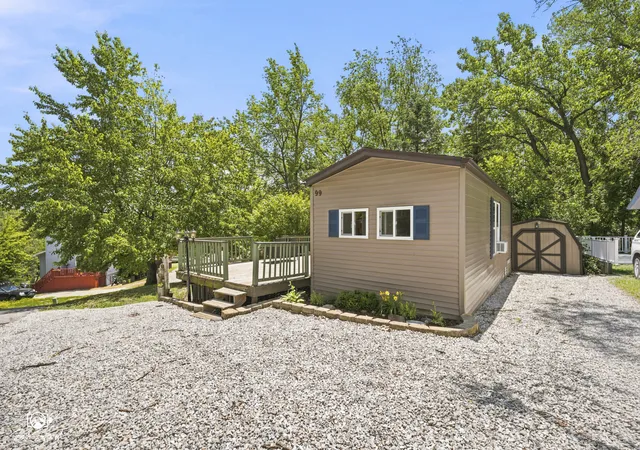 Photo 2 of Single family home for sale at 99 Lakeshore Dr, Wilmington, IL 60481 | MLS# 12683318 | Listing updated on 2026-09-19