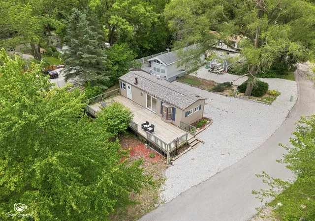 Photo 1 of Single family home for sale at 99 Lakeshore Dr, Wilmington, IL 60481 | MLS# 12683318 | Listing updated on 2026-10-03