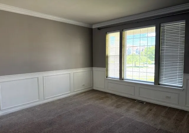 Photo 3 of Single family home for sale at 1226 Bradford Ln, Antioch, IL 60002 | MLS# 12683331 | Listing updated on 2026-09-21