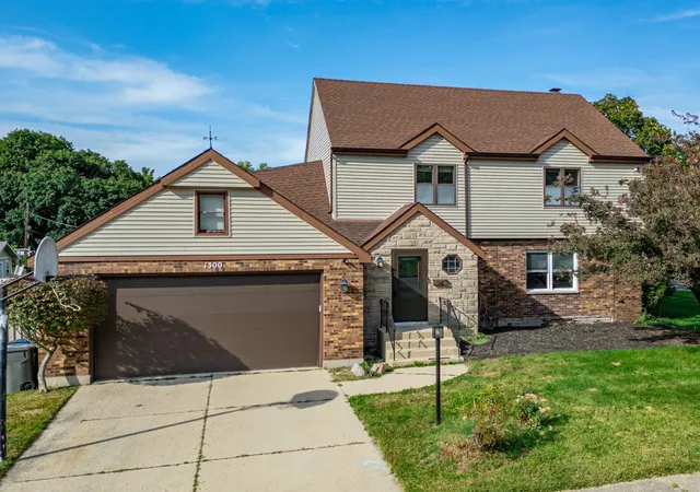 2nd image of 1300 Wolff Ave, Elgin, IL 60123 | MLS# 12683362