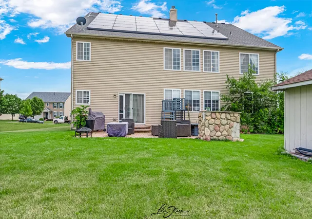 Homes for sale in Joliet, IL | 7801 Mossheather Dr, Joliet, IL 60431 | MLS# 12683393