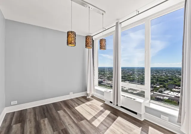 Homes for sale in Chicago, IL | Edgewater Plaza, Chicago, IL 60640