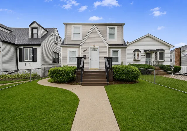 Homes for sale in Chicago, IL | 3447 N Osage Ave, Chicago, IL 60634 | MLS# 12683402