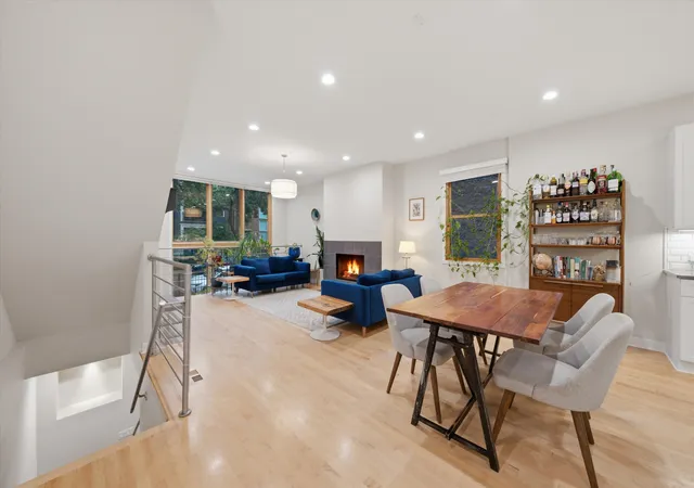5th image of 1054 N Hermitage Ave #1, Chicago, IL 60622 | MLS# 12683407