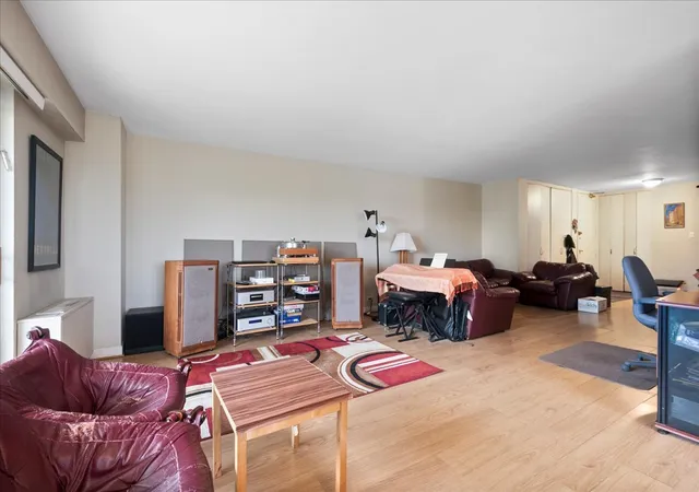 Homes for sale in Chicago, IL | 7141 N Kedzie Ave #601, Chicago, IL 60645 | MLS# 12683431