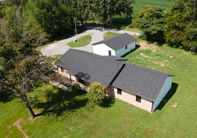 Photo 45 of Single family home for sale at 956 Auburn Ln Se, Marion, IL 62959 | MLS# 12683465 | Listing updated on 2026-09-04