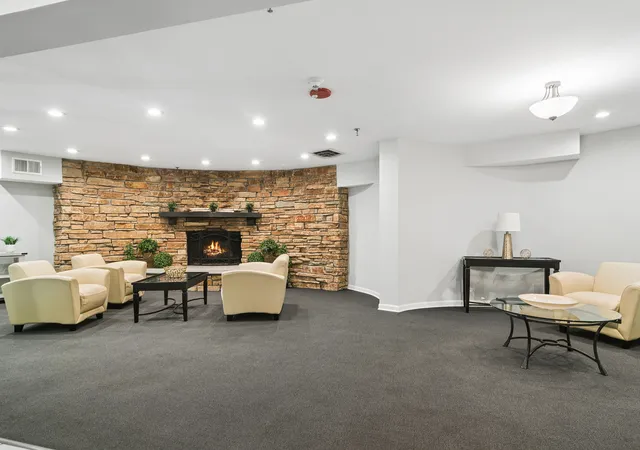 3rd image of 250 W Parliament Pl #216, Mount Prospect, IL 60056 | MLS# 12683476