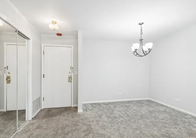 5th image of 250 W Parliament Pl #216, Mount Prospect, IL 60056 | MLS# 12683476