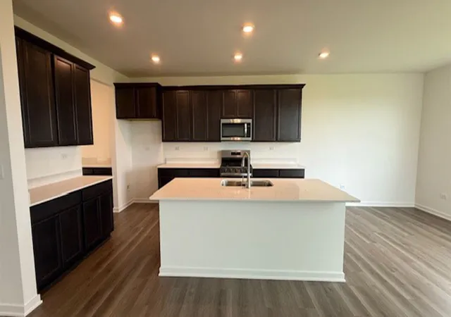 2nd image of 11233 Fleetwood St, Huntley, IL 60142 | MLS# 12683479