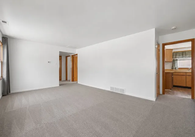 Photo 4 of Single family home for sale at 11705 S Meadow Ln Dr, Merrionette Park, IL 60803 | MLS# 12683527 | Listing updated on 2026-10-27