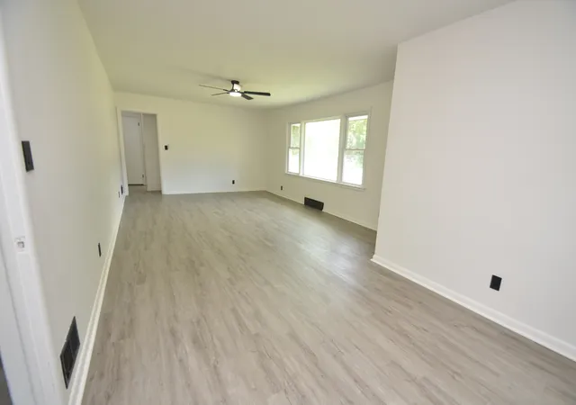 Homes for sale in Rockford, IL | 2020 N Rockton Ave, Rockford, IL 61103 | MLS# 12683565