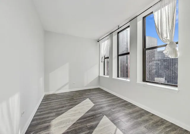4th image of 8 W Monroe St, Chicago, IL 60603