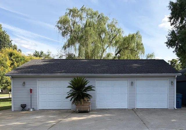 2nd image of 502 W Cherry Ave, Christopher, IL 62822 | MLS# 12683568