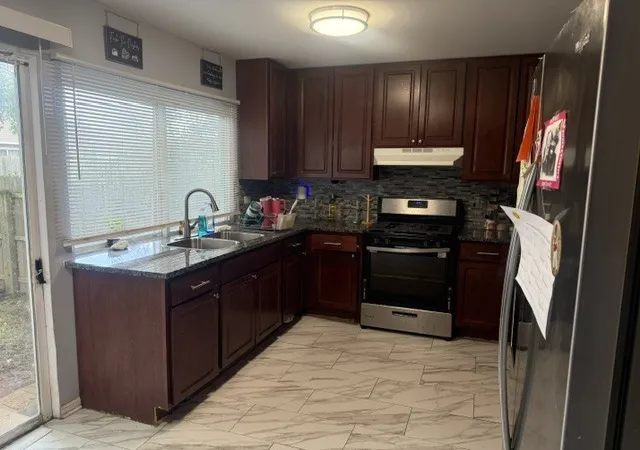 2nd image of 1133 Williamsburg Rd, Country Club Hills, IL 60478 | MLS# 12683609