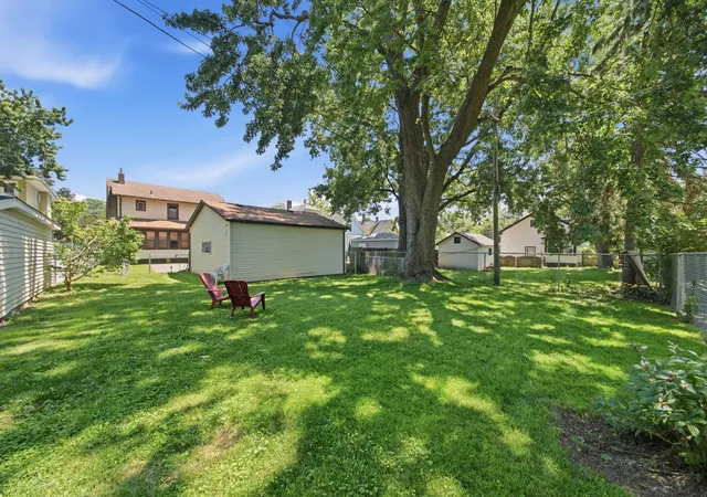 Homes for sale in Aurora, IL | 933 Lebanon St, Aurora, IL 60505 | MLS# 12683648