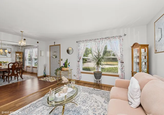4th image of 2930 Plumrose Ln, Mc Henry, IL 60050 | MLS# 12683666