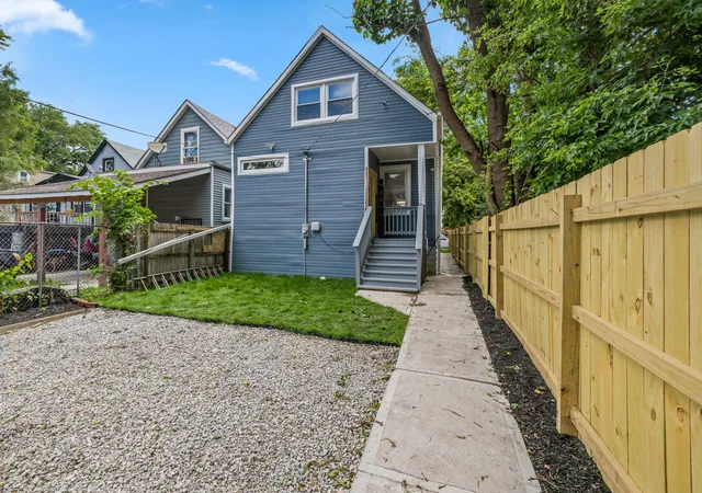Homes for sale in Chicago, IL | 6350 S Wood St, Chicago, IL 60636 | MLS# 12683676