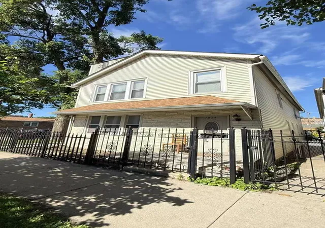 1st image of 3824 S Sacramento Ave, Chicago, IL 60632 | MLS# 12683708