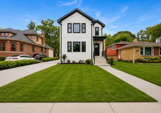 1st image of 218 N Park Ave, Lombard, IL 60148 | MLS# 12683751