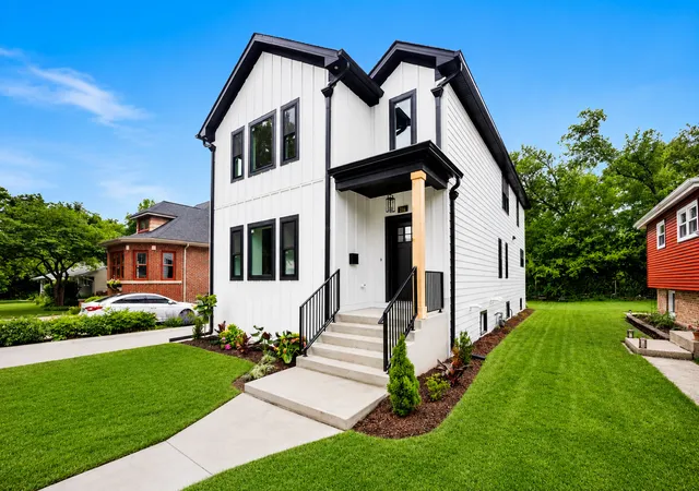 4th image of 218 N Park Ave, Lombard, IL 60148 | MLS# 12683751