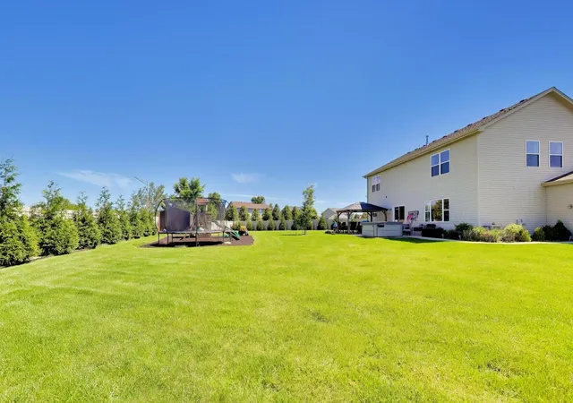 Homes for sale in Manteno, IL | 502 Fighting Irish Cir, Manteno, IL 60950 | MLS# 12683855