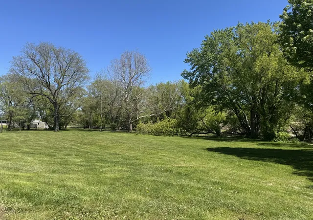 Homes for sale in Cary, IL | 931 Rawson Bridge Rd, Cary, IL 60013 | MLS# 12683857