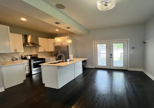 Homes for sale in Chicago, IL | 6351 S Evans Ave, Chicago, IL 60637 | MLS# 12683860