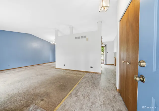 Photo 3 of Single family home for sale at 4035 216th Street, Matteson, IL 60443 | MLS# 12683863 | Listing updated on 2026-10-07