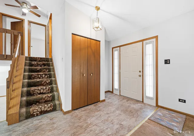 Photo 4 of Single family home for sale at 4035 216th Street, Matteson, IL 60443 | MLS# 12683863 | Listing updated on 2026-10-07