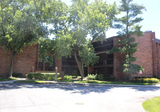 1st image of 14500 Linder Ct #PH1, Oak Forest, IL 60452 | MLS# 12683869