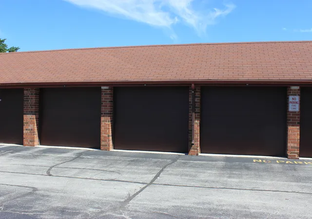 37th image of 14500 Linder Ct #PH1, Oak Forest, IL 60452 | MLS# 12683869