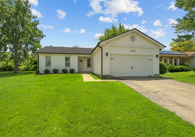 1st image of 752 N Brookdale Dr, Schaumburg, IL 60194 | MLS# 12683883