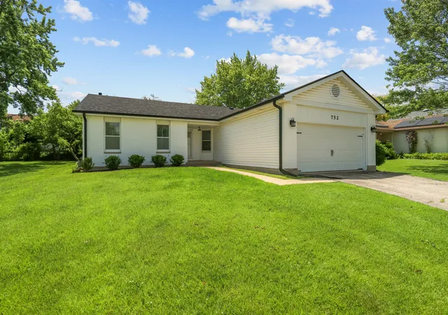 2nd image of 752 N Brookdale Dr, Schaumburg, IL 60194 | MLS# 12683883