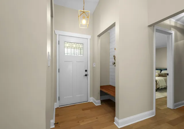 Photo 3 of Single family home for sale at 752 N Brookdale Dr, Schaumburg, IL 60194 | MLS# 12683883 | Listing updated on 2026-08-26